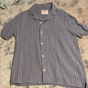 Hollister Men's Casual Blue Patterned Shirt